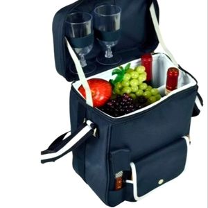 Insulated wine and cheese picnic tote 🛶⛱️🍡🧈🍷